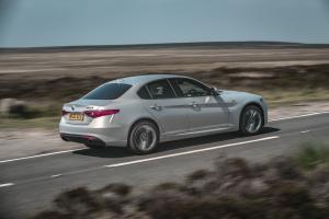 Alfa Romeo Giulia Sprint 2020 года  (UK)